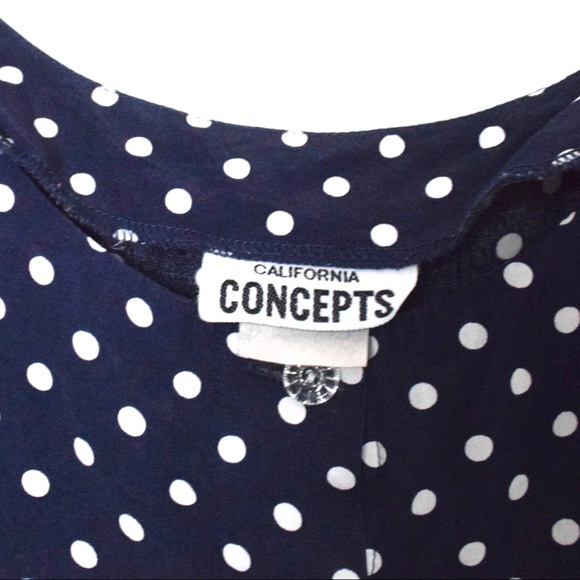Vintage 90s navy blue polka dot button down top - Picture 5 of 5